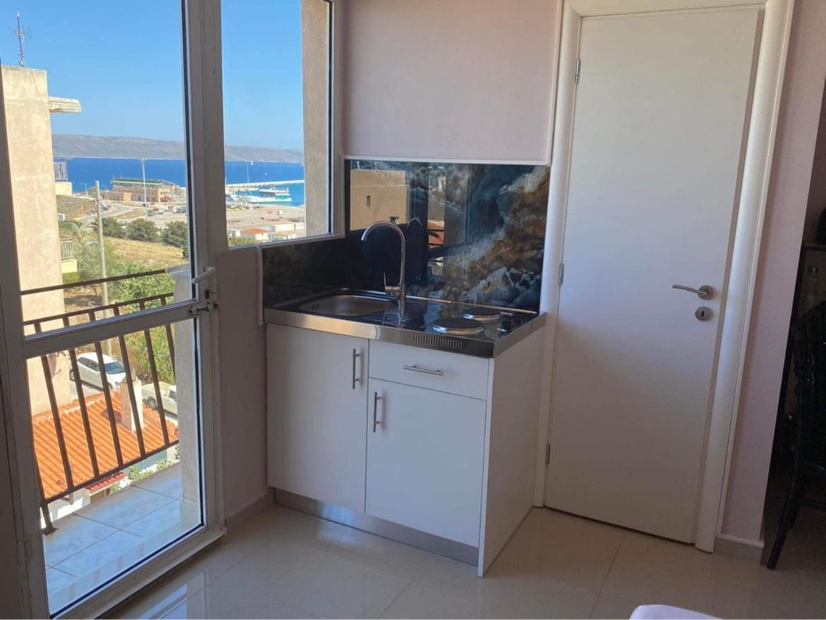 Lavrio 1Bdr Penthouse 7 Min On Foot From The Port公寓 外观 照片